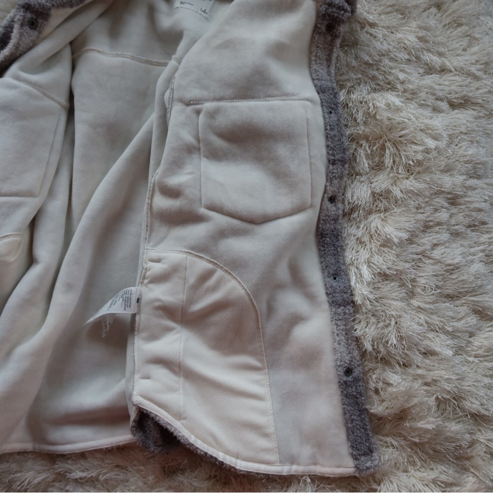 NWOT Abercrombie Plaid Sherpa Jacket - Picture 10 of 10